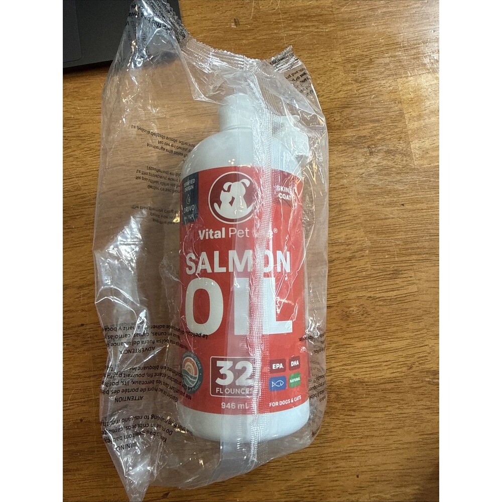 Salmon Oil for Dogs & Cats - Vital Pet Life -32 oz  Healthy Skin & Coat Omega 3